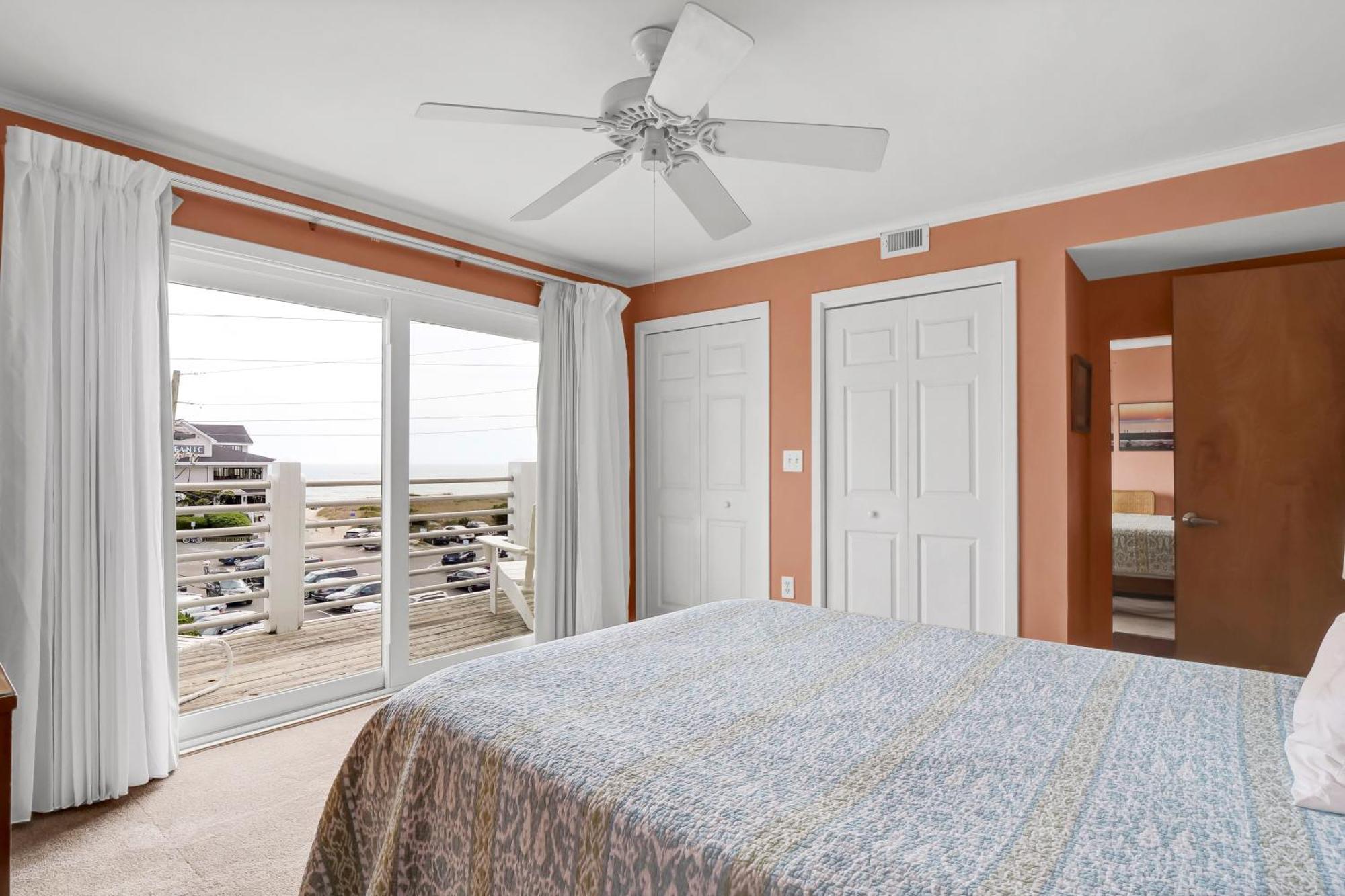 Sandpeddler Inn And Suites Райтсвил Бийч Екстериор снимка