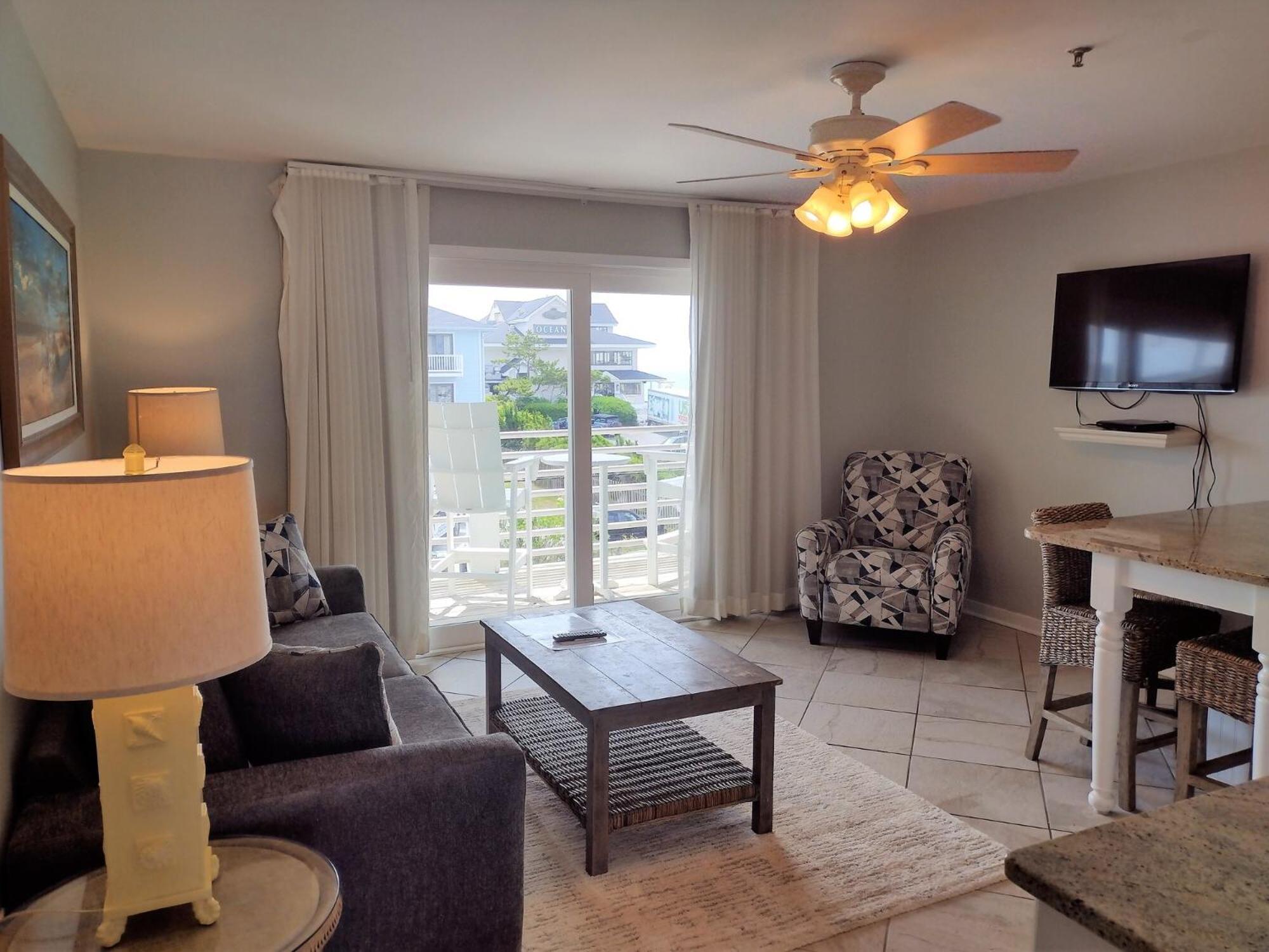 Sandpeddler Inn And Suites Райтсвил Бийч Екстериор снимка